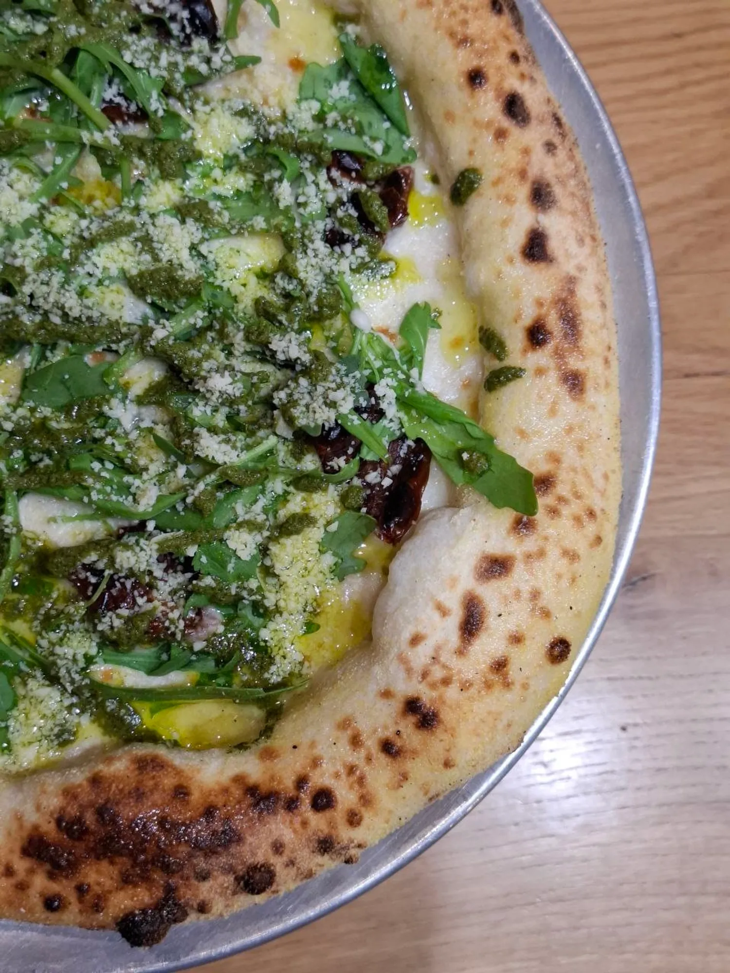 R'Recept - Пицца Сливочная Бьянко с вялеными томатами и песто