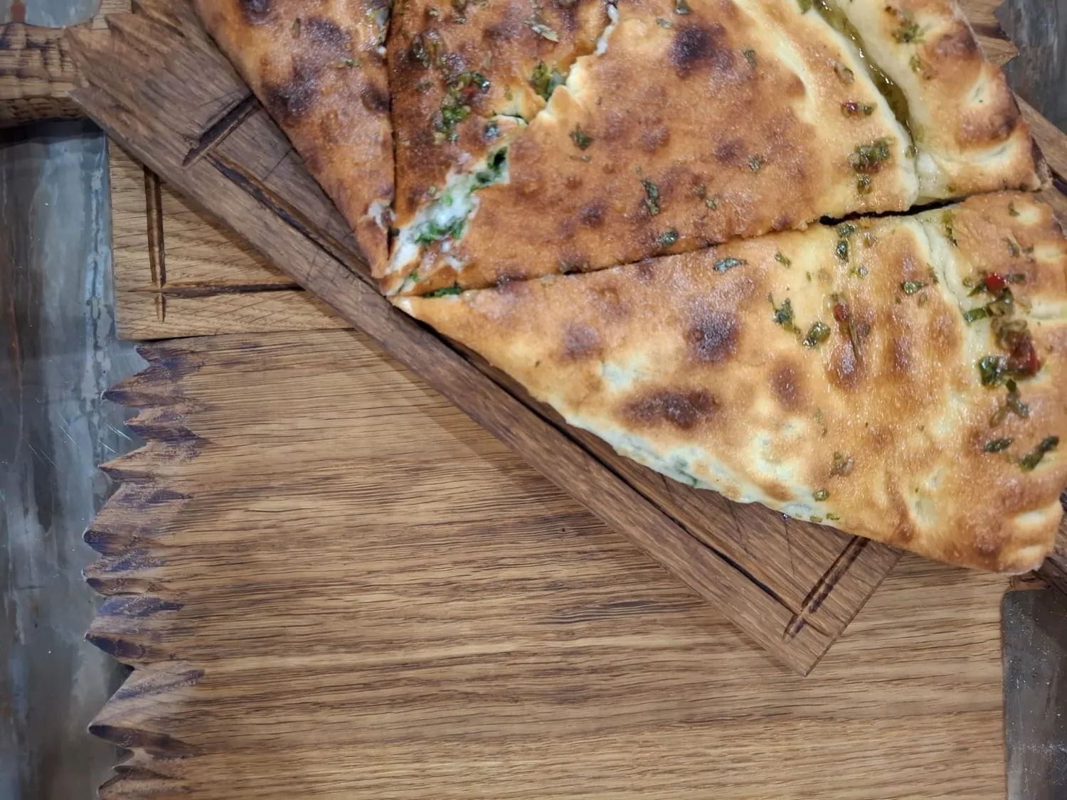 R'Recept - Кальцоне с весенней зеленью и сыром моцарелла