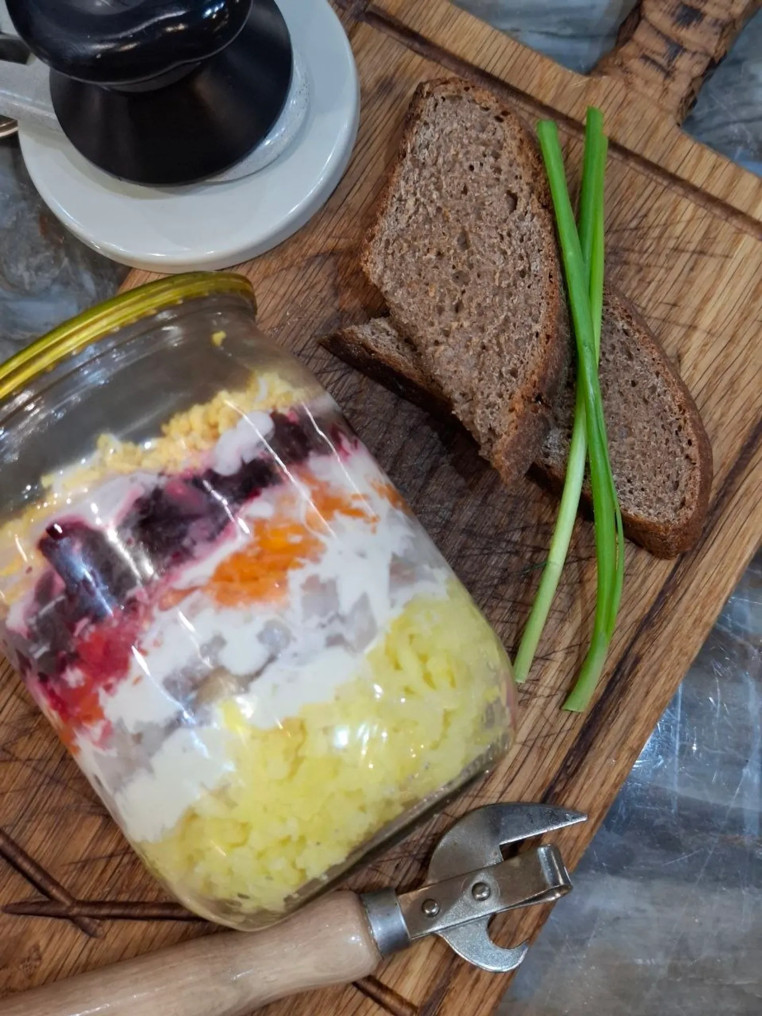 R'Recept - Салат закатанная сельдь в банке