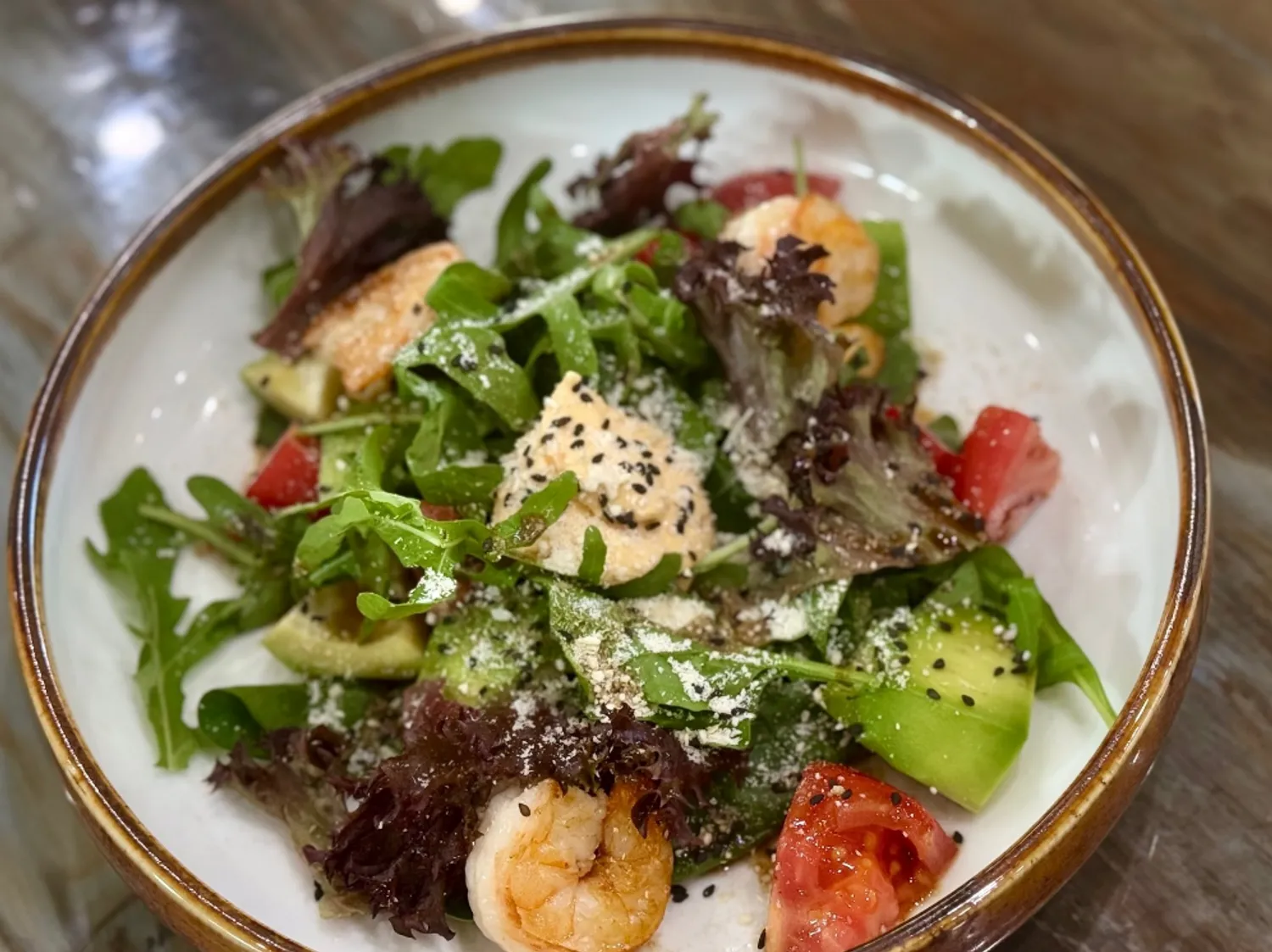 R'Recept - Салат с креветками,томатами,авокадо и цитрусовый понзу