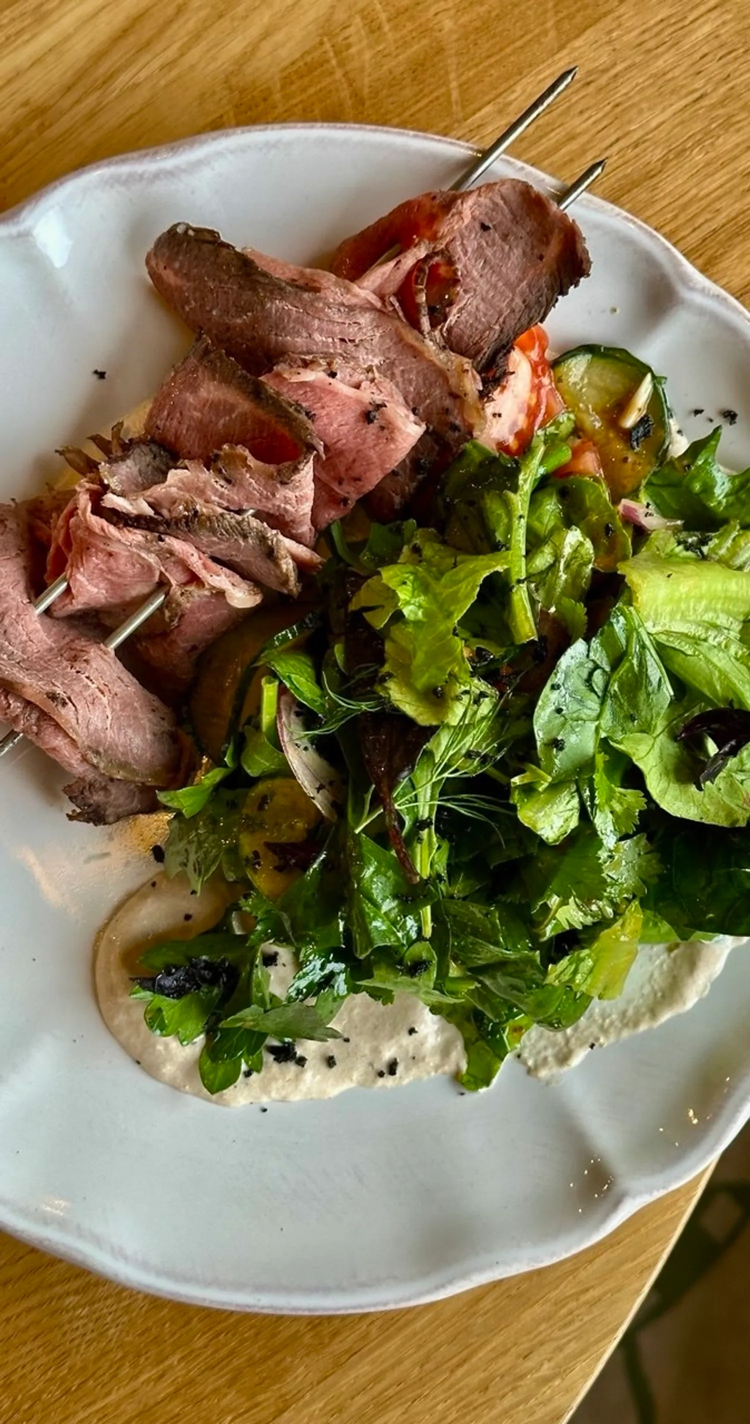 R'Recept - Салат с печеной телятиной